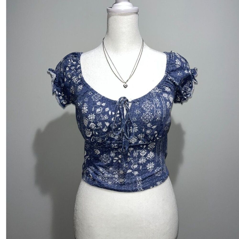 Blue Crop Top Women Floral Pattern Puff Sleeve Tee Size Medium